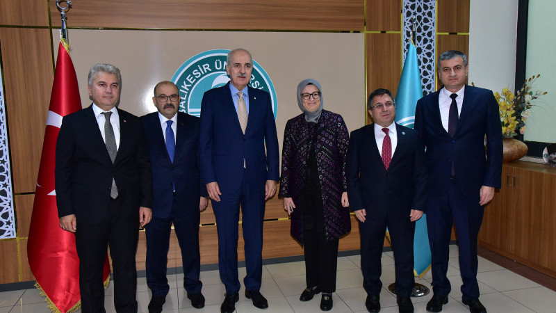 TBMM Başkanı Kurtulmuş, Balıkesir Üniversitesini Ziyaret Etti